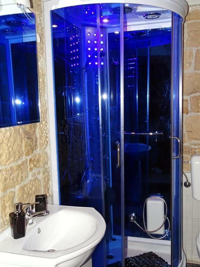 Apartment Naita Sinj Ngoại thất bức ảnh