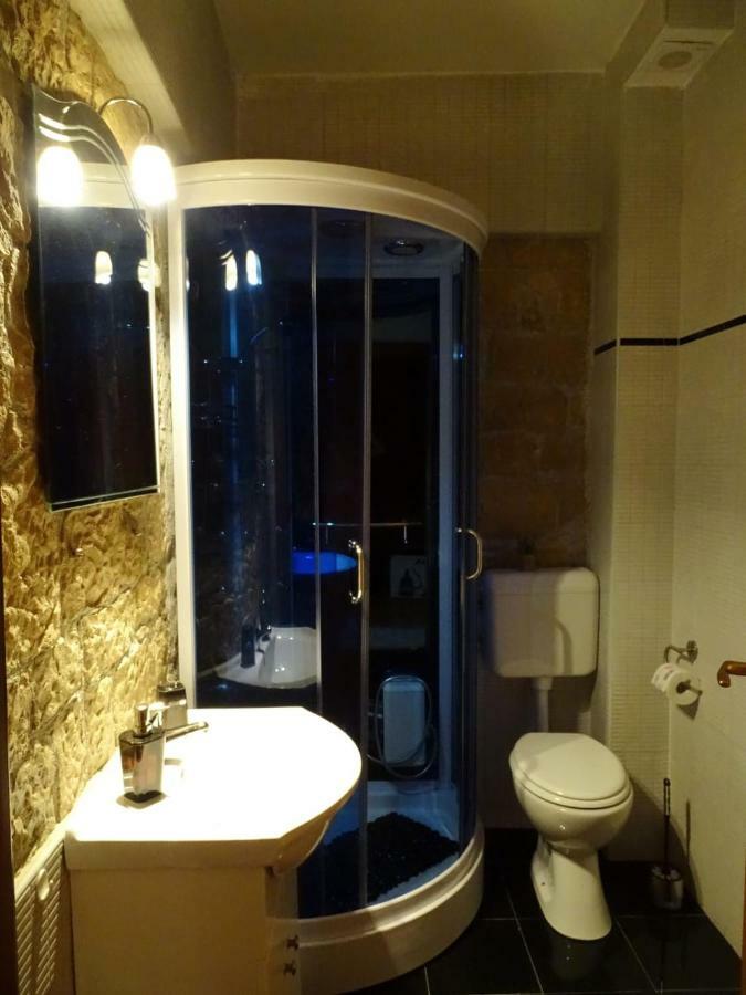 Apartment Naita Sinj Ngoại thất bức ảnh