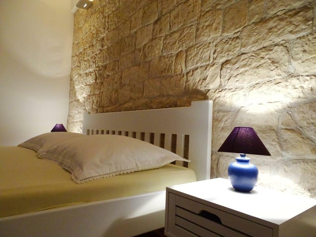 Apartment Naita Sinj Ngoại thất bức ảnh