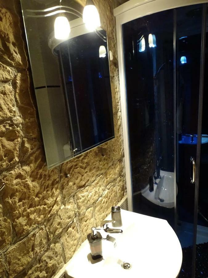 Apartment Naita Sinj Ngoại thất bức ảnh