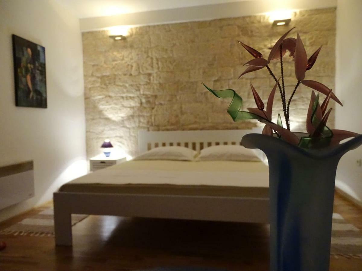 Apartment Naita Sinj Ngoại thất bức ảnh